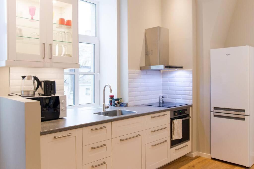 Modern & Spacious 80M2 Apartment In Riga Old Town Eksteriør bilde